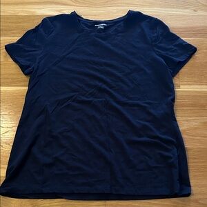 Amazon Essentials Women's Dark Blue Short Sleeve Tee XL